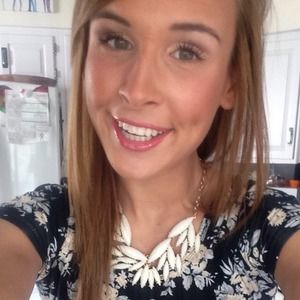 Meet your Posher, Mia